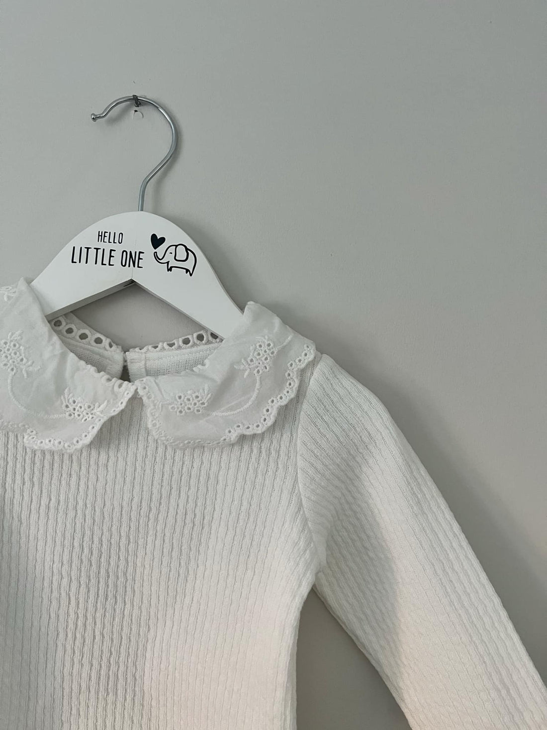 White Ribbed Cotton Collar Top